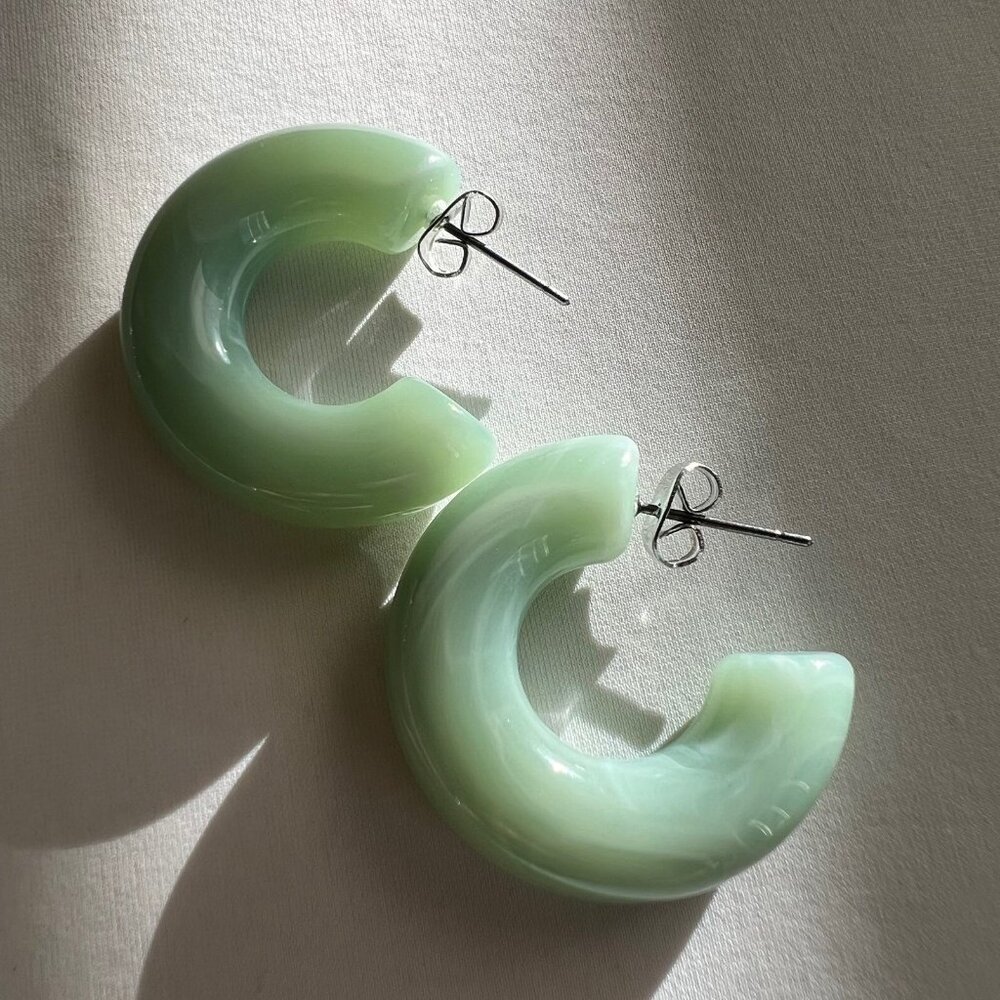 Light Green Color Thick Lucite Hoop Retro 80s Style Earrings